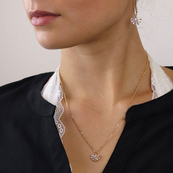 Einfache Deko-Kristall-Fächer-Halskette in Kunstgold