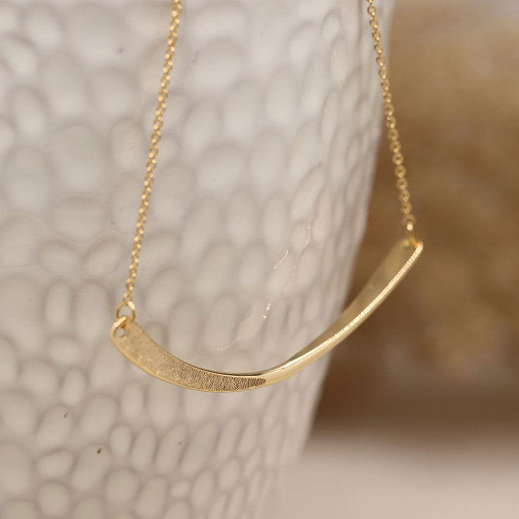 Brushed Faux Gold Swoop Bar Necklace