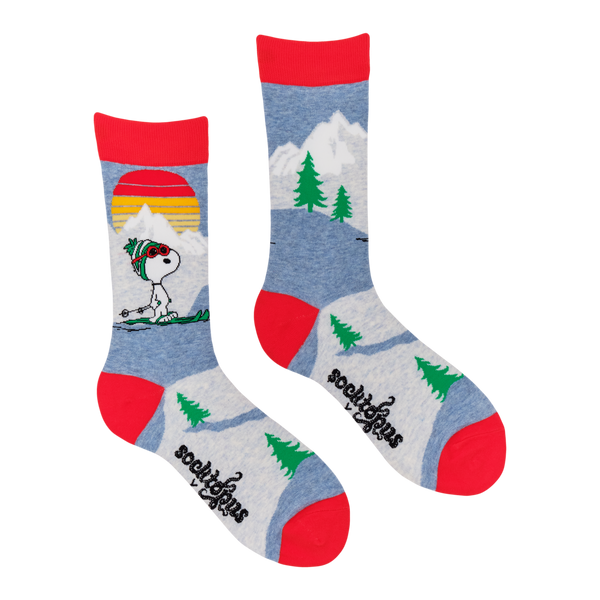 Snoopy In The Mountains Socks - Peanuts