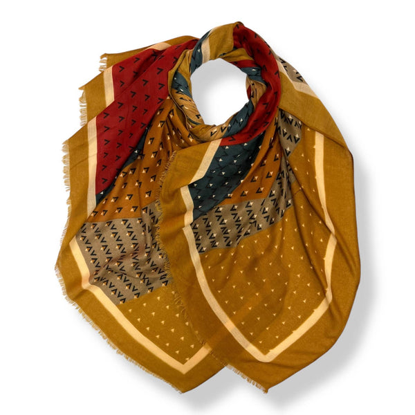 V shape pattern scarf