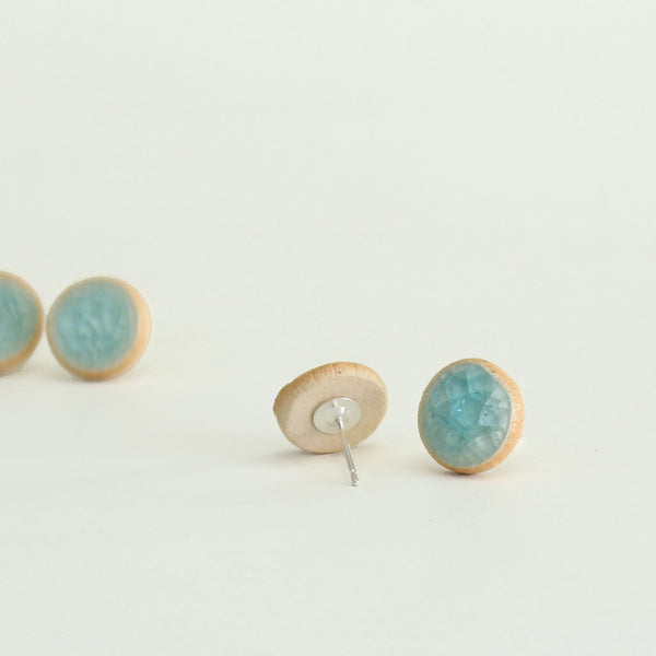 Boucles d’oreilles Aqua Stud en bouteille de gin recyclée