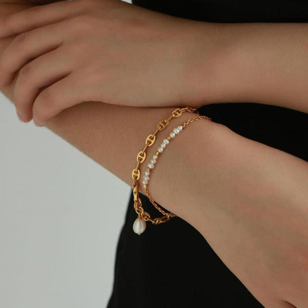 Anchor Chain With Pearl Drop Bracelet In Gold - Insideout