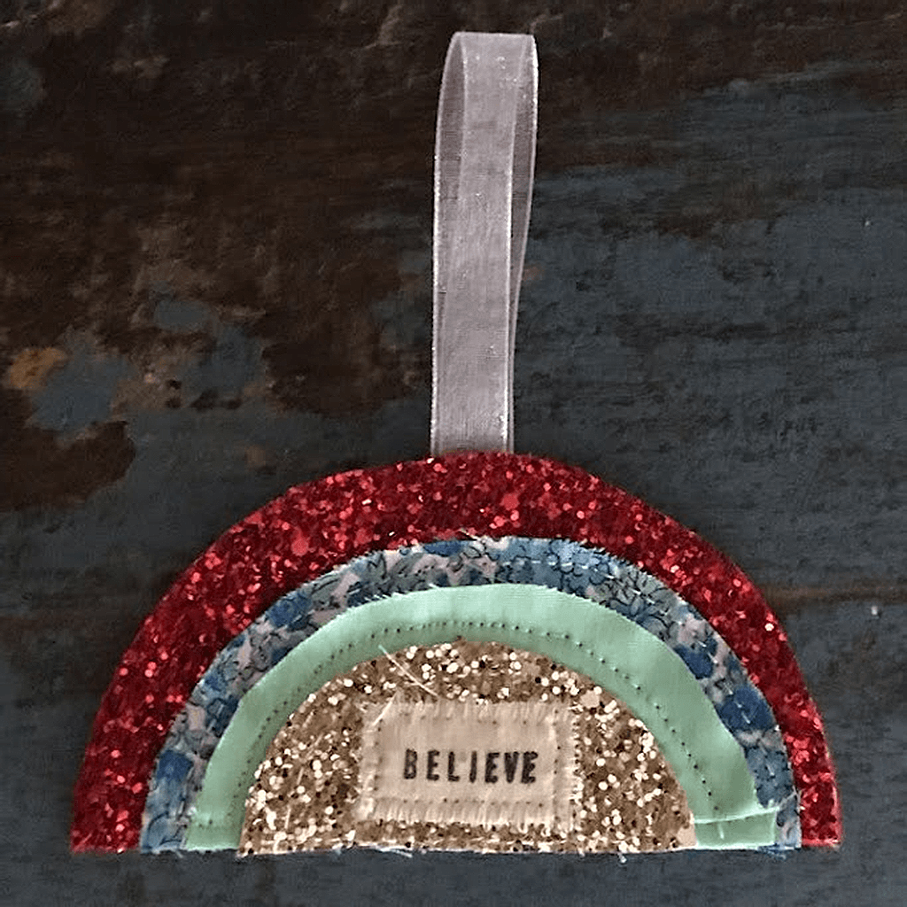 Glitter Believe Rainbow Hanging - Insideout