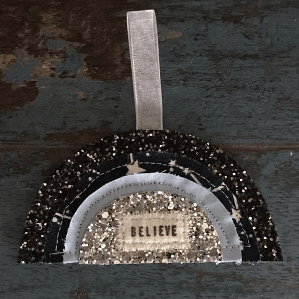 Glitter Believe Rainbow Hanging - Insideout