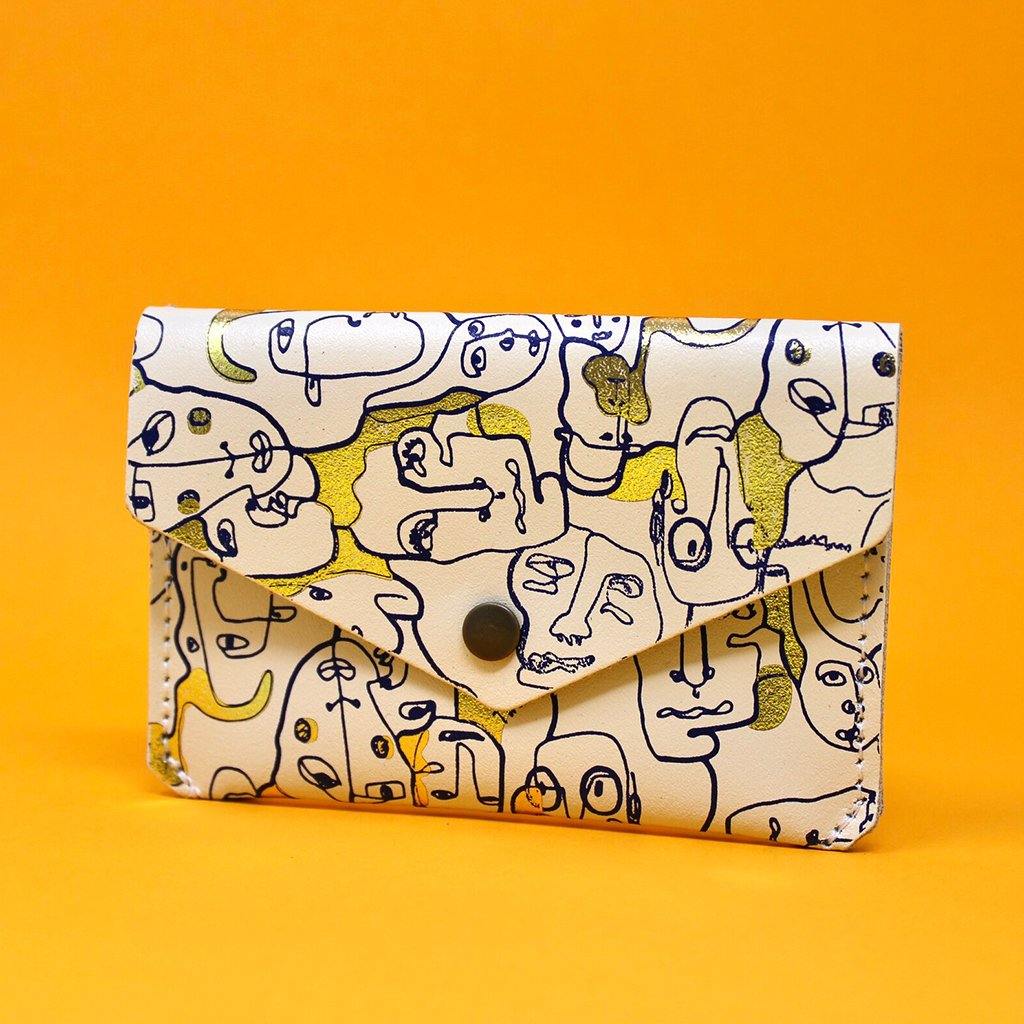 Many Faces Popper Purse Cream - Insideout